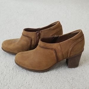 clarks muckers ridge women's